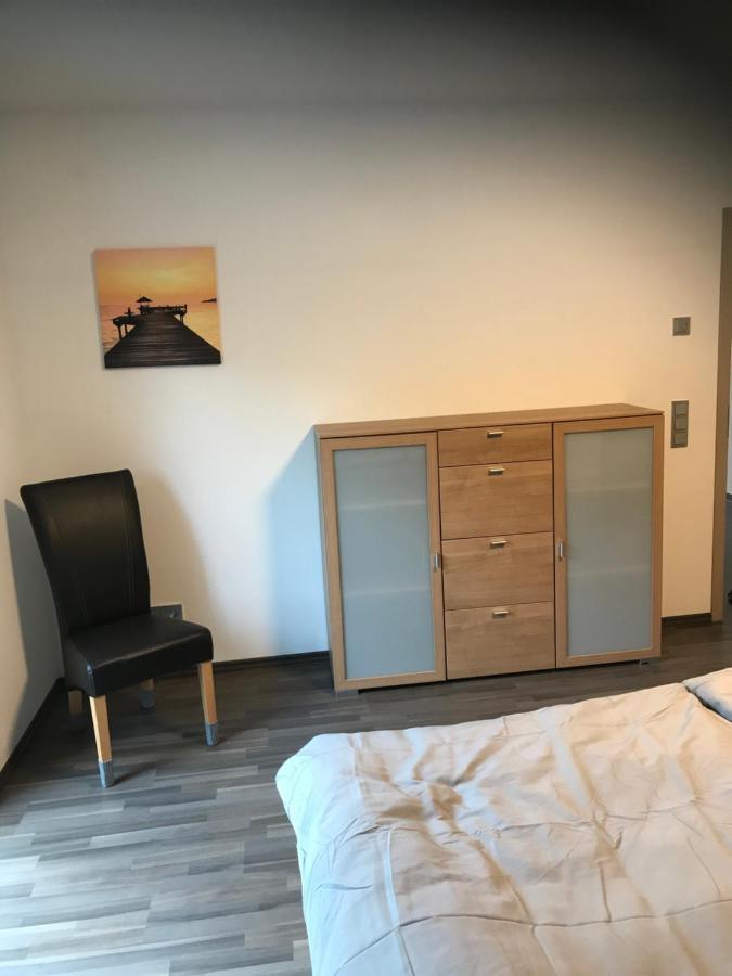 נוימאגן-דרון Ferienwohnung " Wein Unter Palmen " מראה חיצוני תמונה